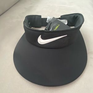 BRAND NEW NIKE VISOR